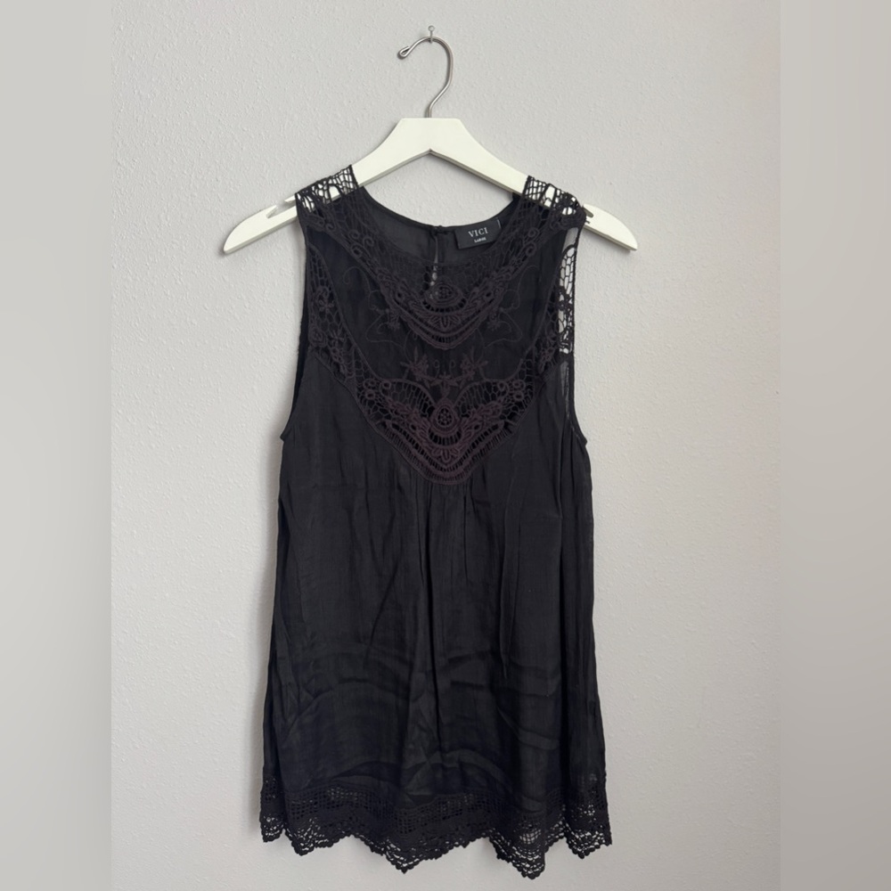Vici tank blouse